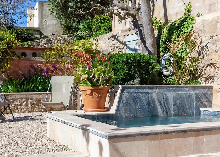 Maisonnette Independante * Cassis